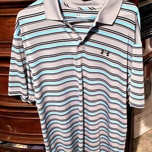 Mens 2xl Under Armour loose fit gray, blue, and black short sleeve shirt!